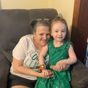 Meet your Posher, Debbie